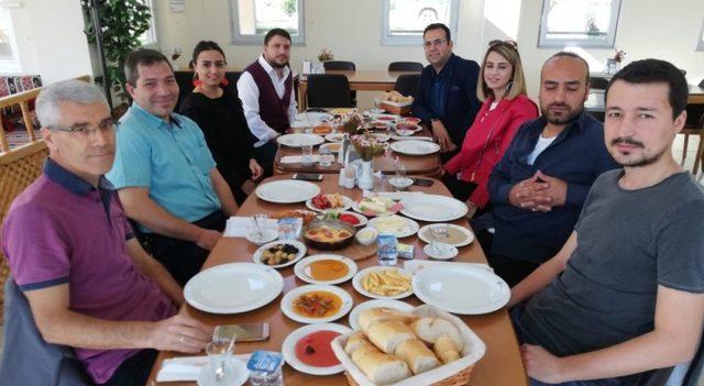 Hisarcık ve Emet MYO yöneticilerinin eş güdüm toplantısı