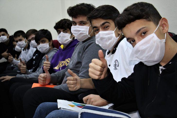 650 öğrenci maske takarak ‘Lösemi’ye dikkat çekti G2