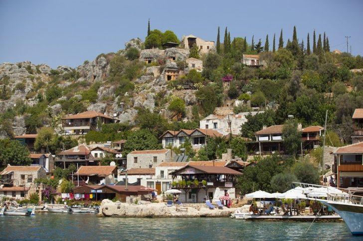 Kaş’taki ören yerlerine ziyaretçi akını G2