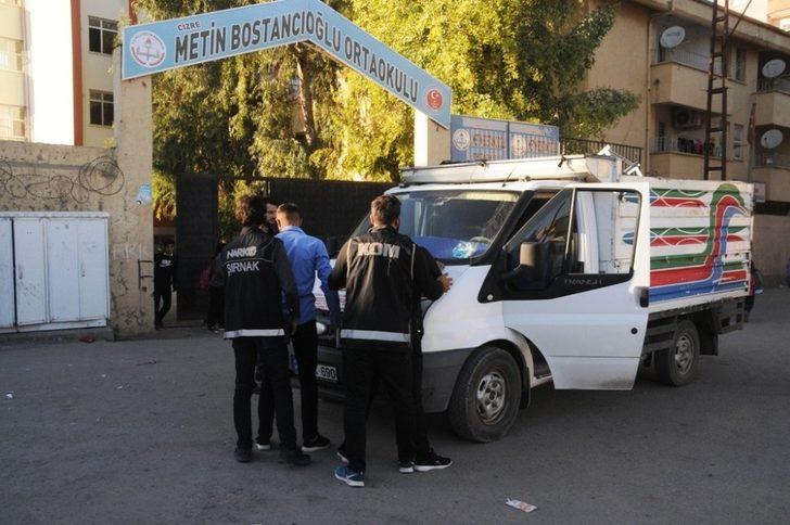 Cizre’de narkotik ve KOM ekipleri denetimlerine aralıksız devam ediyor G2