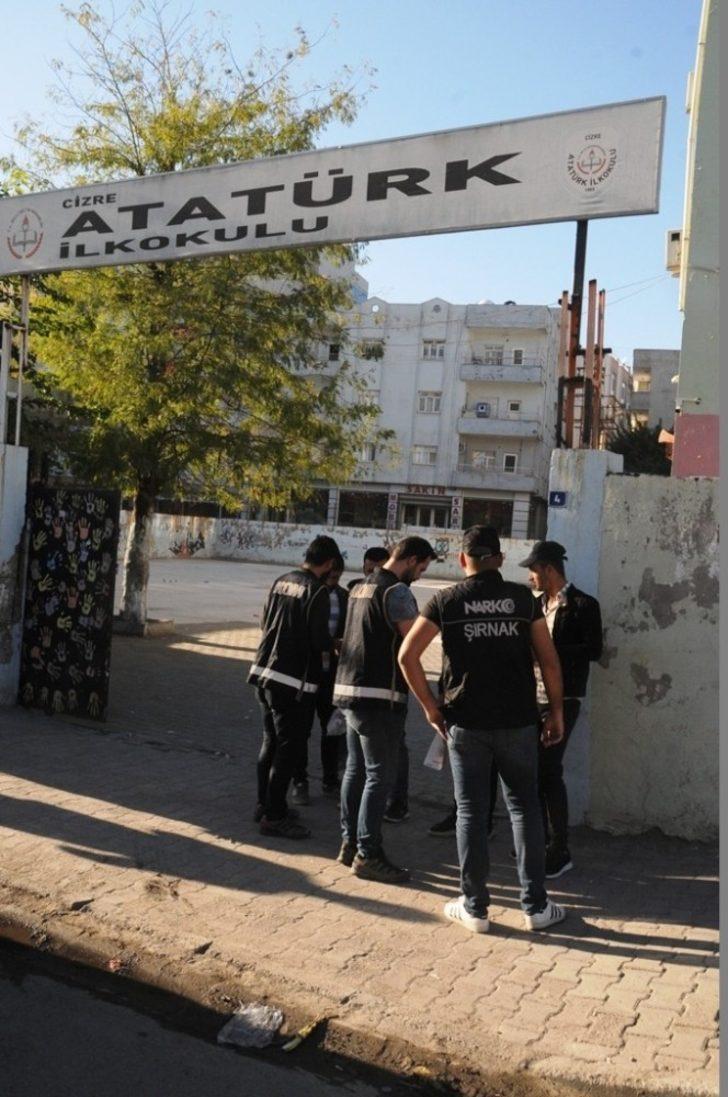 Cizre’de narkotik ve KOM ekipleri denetimlerine aralıksız devam ediyor G5