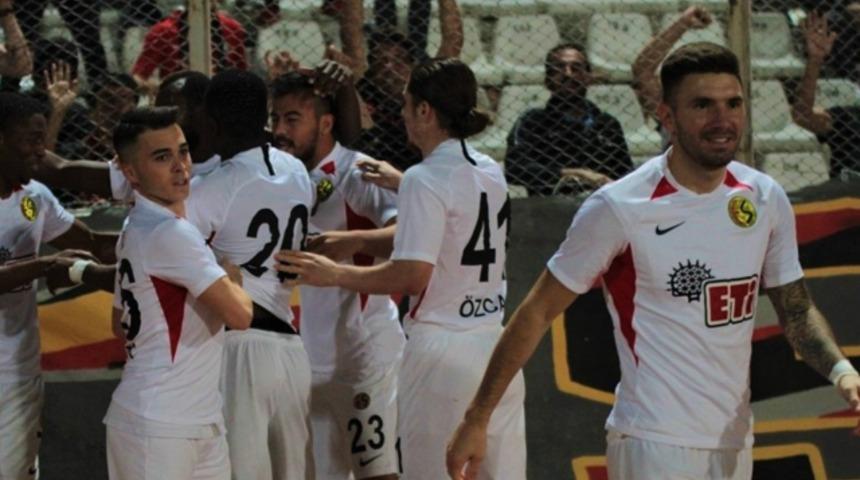 Eskişehirspor ayağa kalkıyor