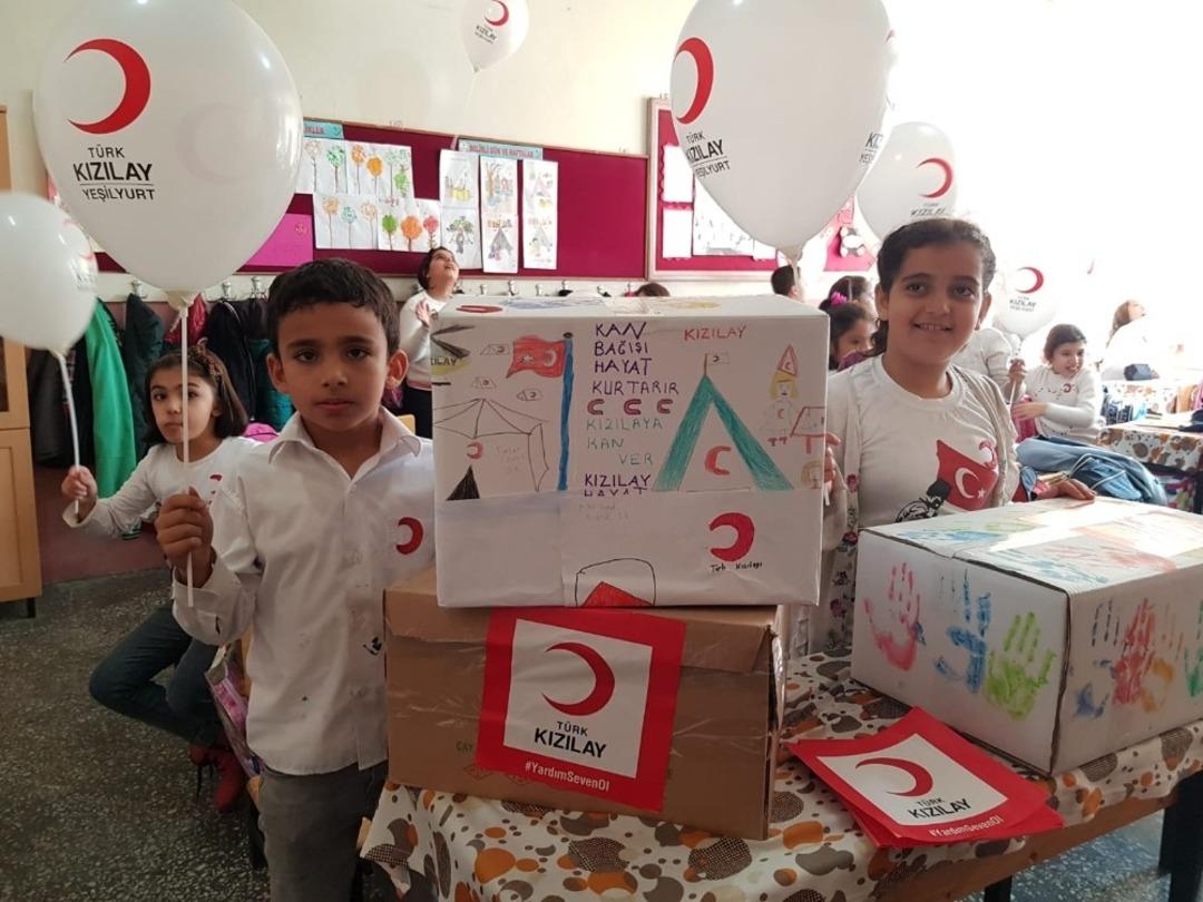 &Ouml;ğrencilerden &ouml;rnek hareket