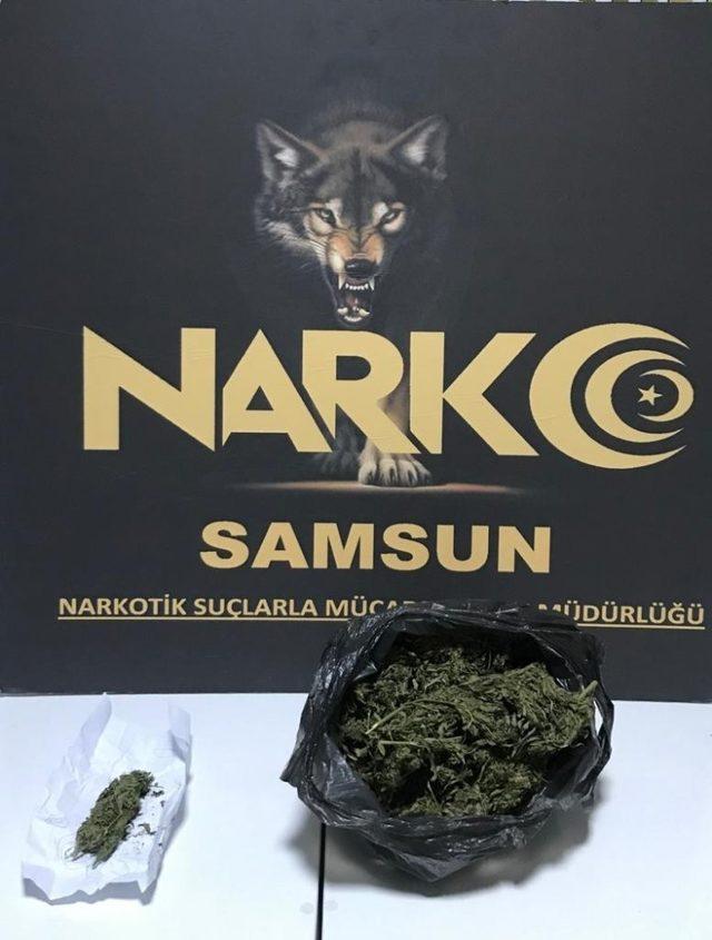Uyuşturucuyla yakalandı 1
