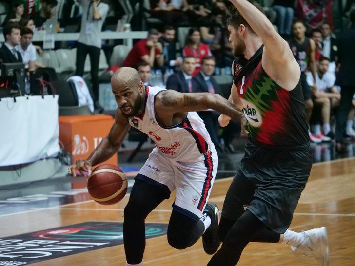 Bahçeşehir Koleji - Pınar Karşıyaka: 72-70 G1