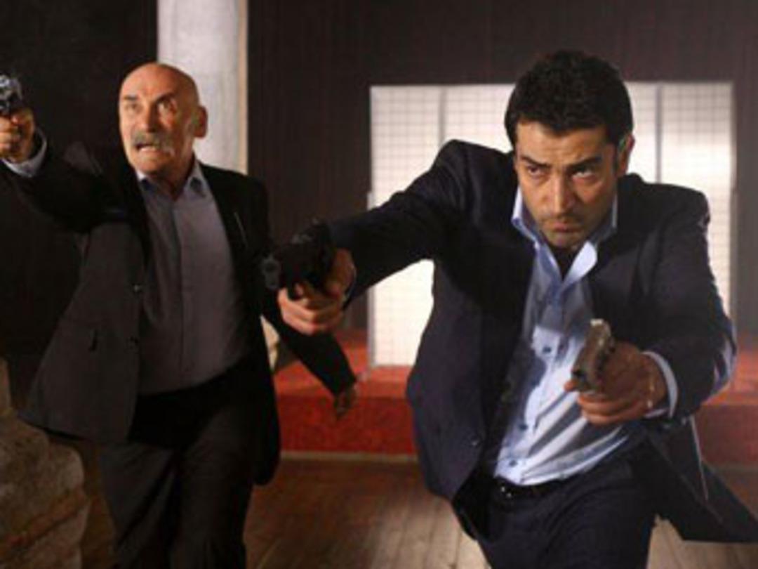 G&uuml;n&uuml;n magazin turu