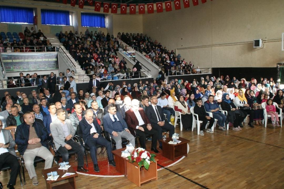 Devrek M&uuml;ft&uuml;l&uuml;ğ&uuml;nden konferans