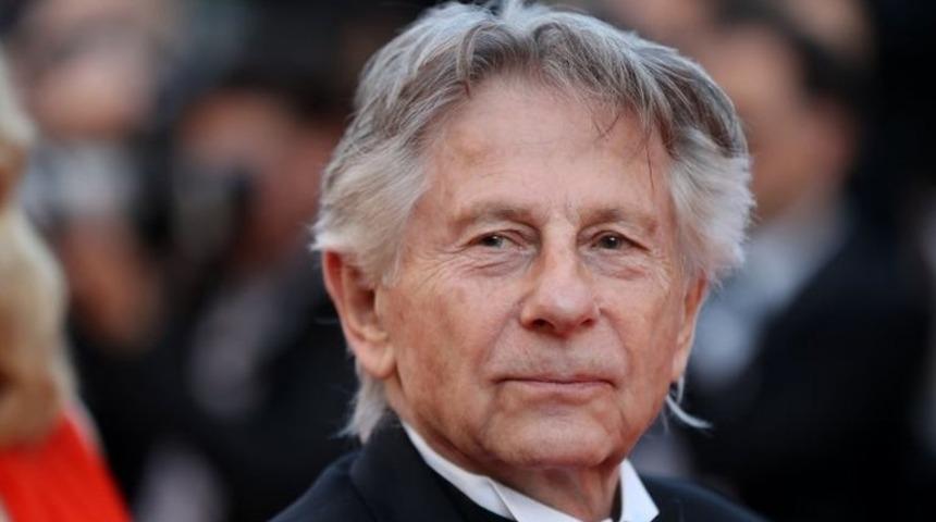 Fransız bir kadın oyuncu, yönetmen Roman Polanski'yi 44 yıl önce kendisine tecavüz etmekle suçladı