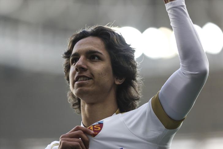 Süper Lig tarihine geçen gol! 15 yaşında... G4