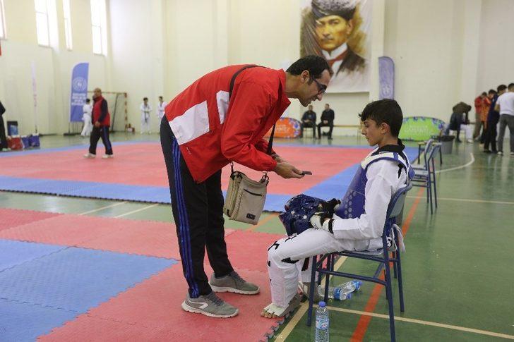Gençler tekvando şampiyonası başladı G2