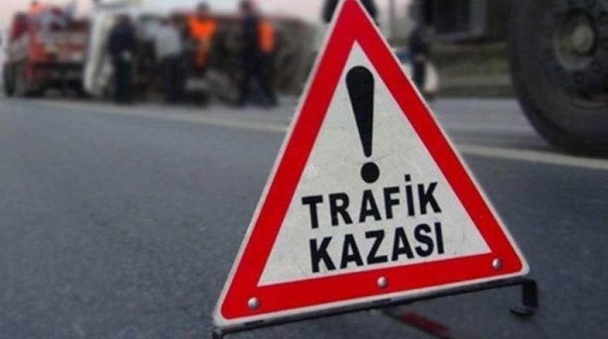 Mardin’de öğrenci servisi tırla çarpıştı: 3’ü ağır 8 yaralı