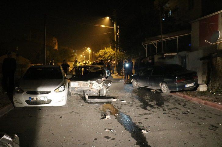 Sivas'ta feci kaza! Sokak savaş alanına döndü: Çok sayıda yaralı var! G4