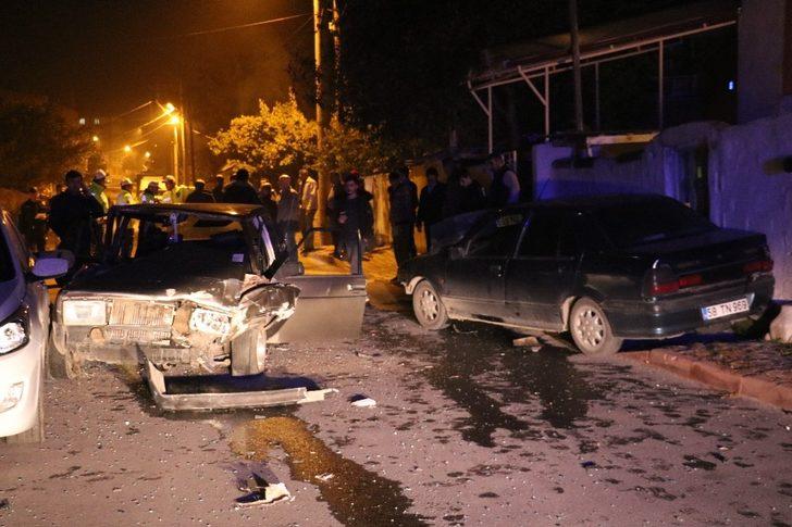 Sivas'ta feci kaza! Sokak savaş alanına döndü: Çok sayıda yaralı var! G5