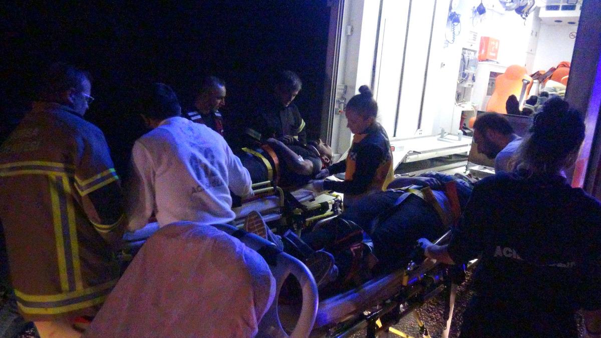 Bursa'da iş&ccedil;i servisi şarampole yuvarlandı! 24 yaralı