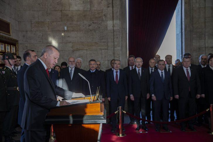 Devlet erkanı Anıtkabir'de! Erdoğan'ın mesajı G3