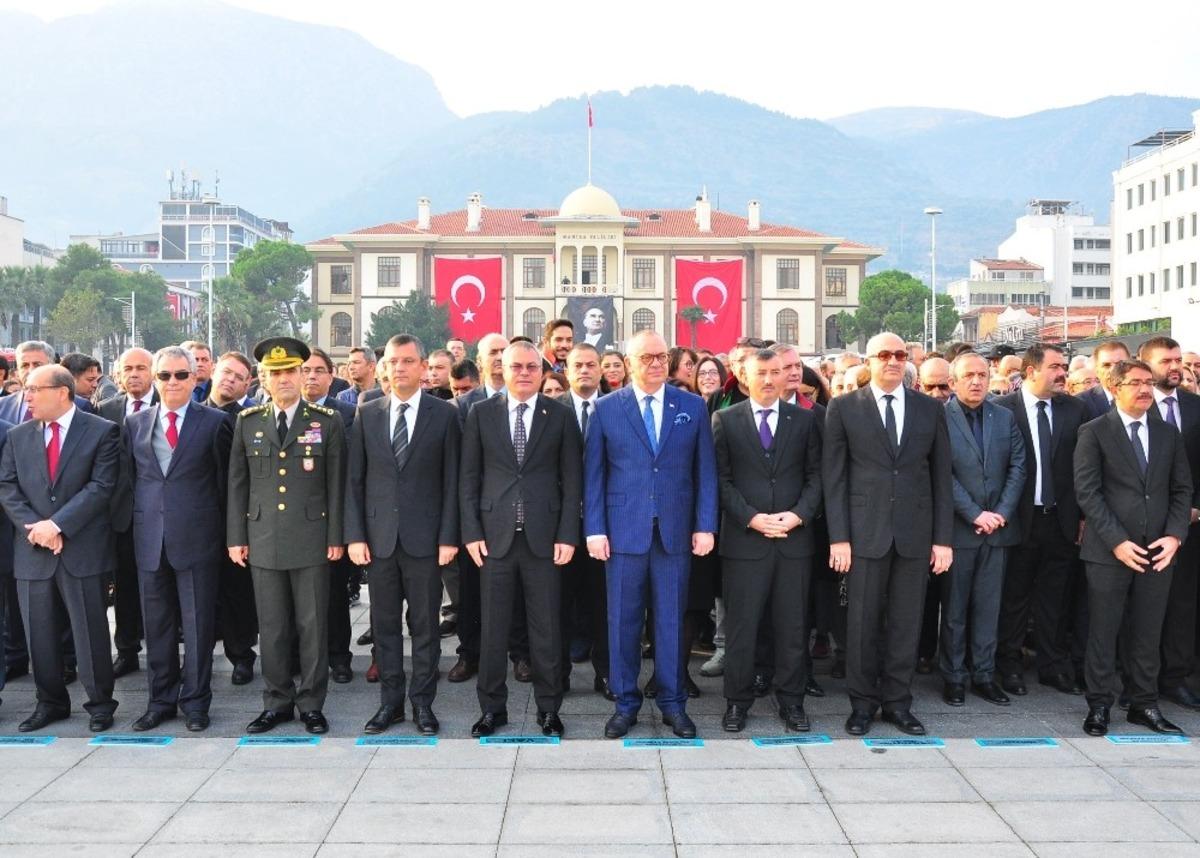 Manisa&rsquo;da hayat 2 dakikalığına durdu