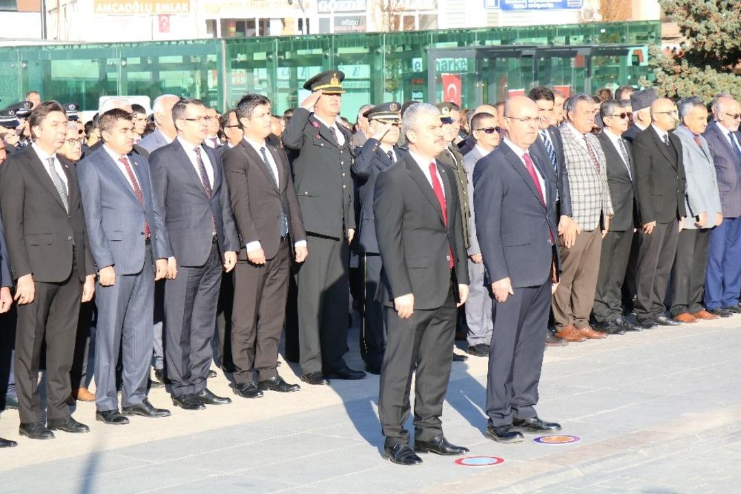 Kırşehir&rsquo;de hayat, 2 dakika durdu