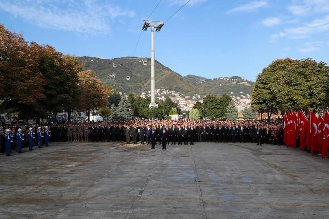 Atat&uuml;rk, saygıyla anıldı