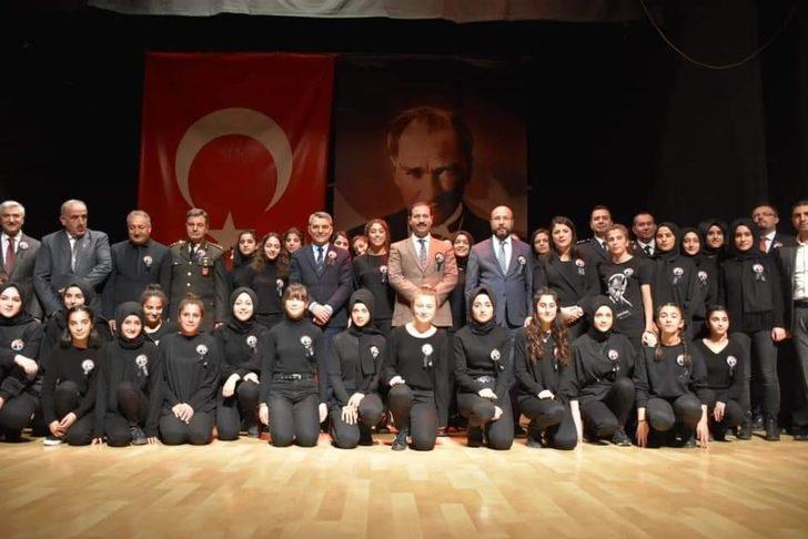 Tatvan’da Atatürk’ü anma töreni G2