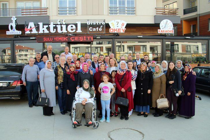 Asker arkadaşları 32 yıl sonra bir araya geldi G3