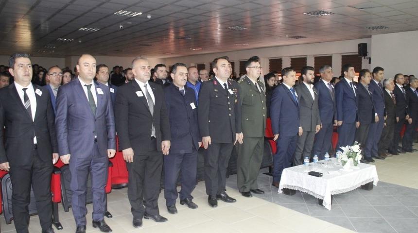 Erciş&rsquo;te Atat&uuml;rk&rsquo;&uuml; anma t&ouml;reni