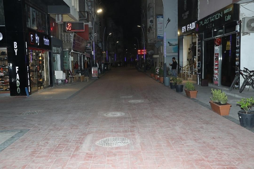 L&uuml;leci Sokak yeni y&uuml;z&uuml;ne kavuştu