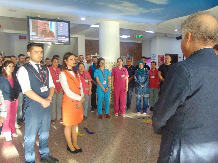 Denizli Özel Cerrahi Hastanesinde Ata’ya özel tören G4