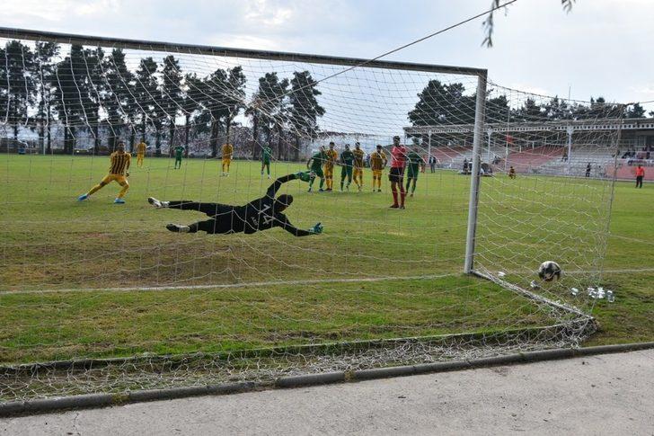 Aliağaspor FK evinde 3 puan kaptırdı G5