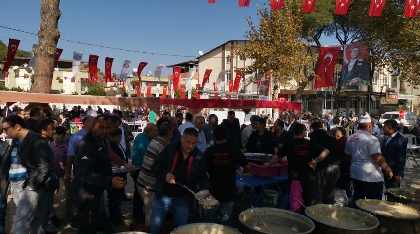 Nazilli’de Atatürk için mevlitli keşkek hayrı yapıldı