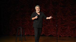 Uğur Yücel, İstanbul'da Azınlıkta Kaldık gösterisiyle seyirci karşısına çıktı