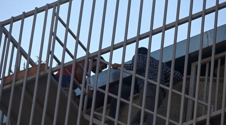 Sultangazi'de maaşını isteyen işçiyi, patronları dövdü! G1