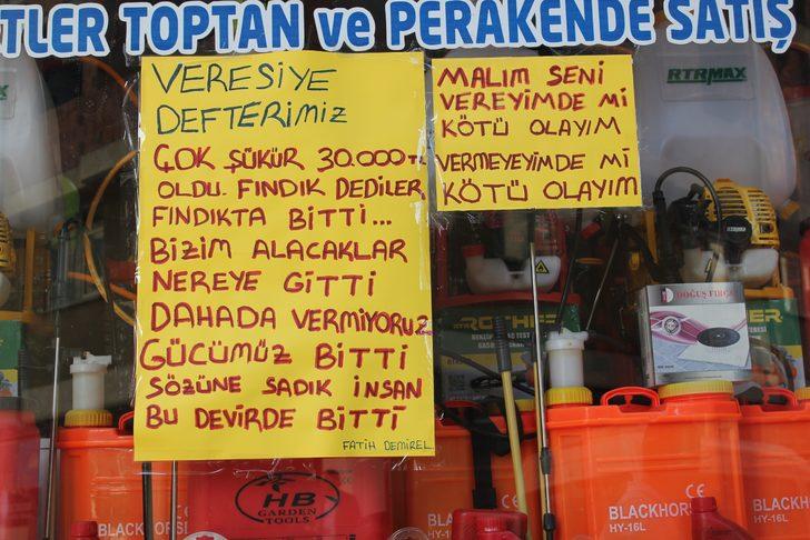 Esnafın alacakları için astığı yazılar şaşkına çevirdi G3