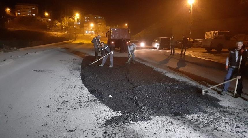 Hakkari Belediyesinden gece mesaisi