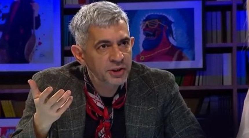 Okan Bayülgen’den çocuklarıyla oynayan babalara hakaret!