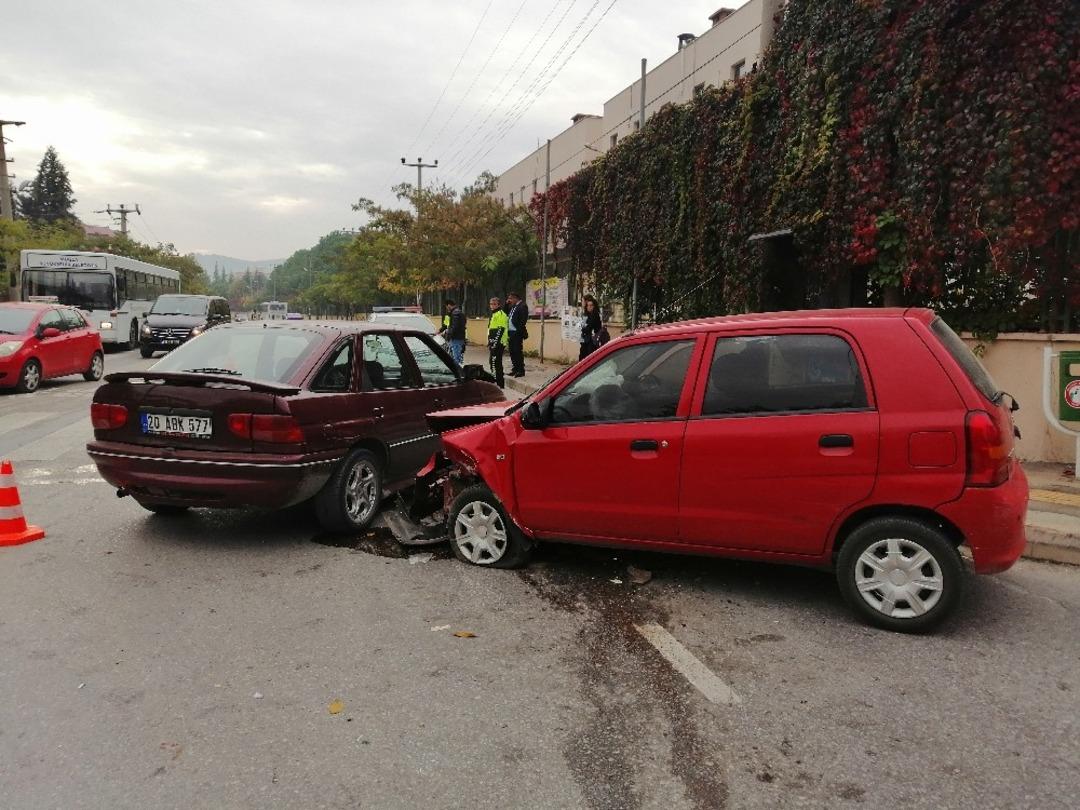 Muğla&rsquo;da trafik kazası; 2 yaralı