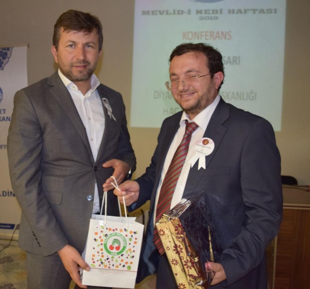 Pazarlar&rsquo;da &rsquo;Peygamberimiz ve Aile&rsquo; konulu konferans