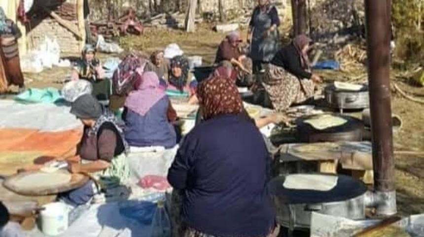 &Ccedil;avdarhisar&rsquo;da kadınların g&ouml;zleme hayrı