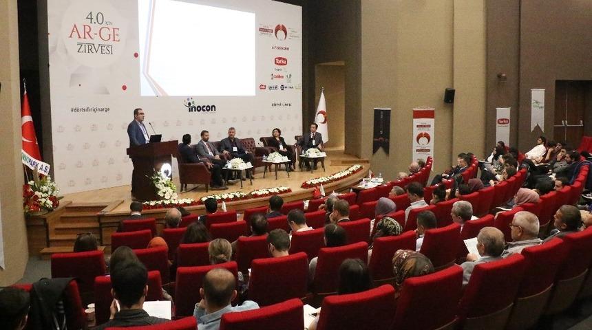 KGT&Uuml; bilim insanlarını sekt&ouml;r temsilcileriyle buluşturdu