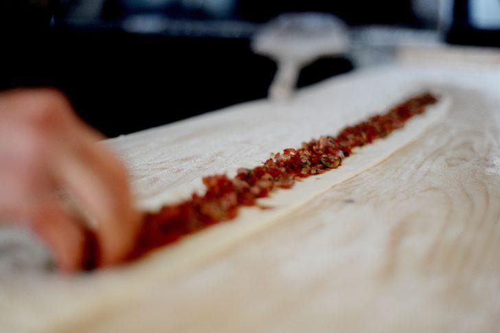 Espiye pidesi nasıl yapılıyor? Espiye pidesi tarihi 100 yıla dayanıyor G2