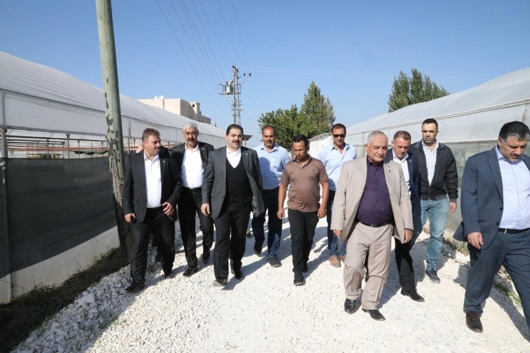 Canpolat kırsal mahallelerde incelemelerde bulundu