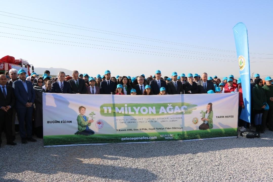 Niğde&rsquo;de 50 bin fidan toprakla buluştu