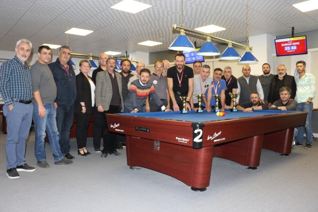 Bilardocular Yunusemre Başkanlık Kupası i&ccedil;in yarıştı