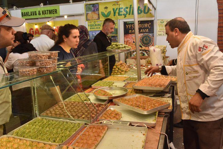 İzmir'deki Gaziantep Günleri'ne yoğun ilgi G4