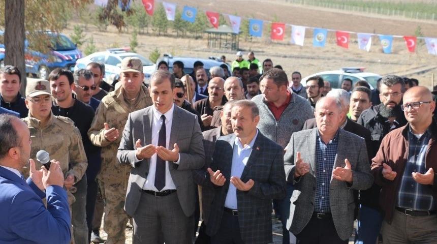 Fidanlar toprakla buluştu