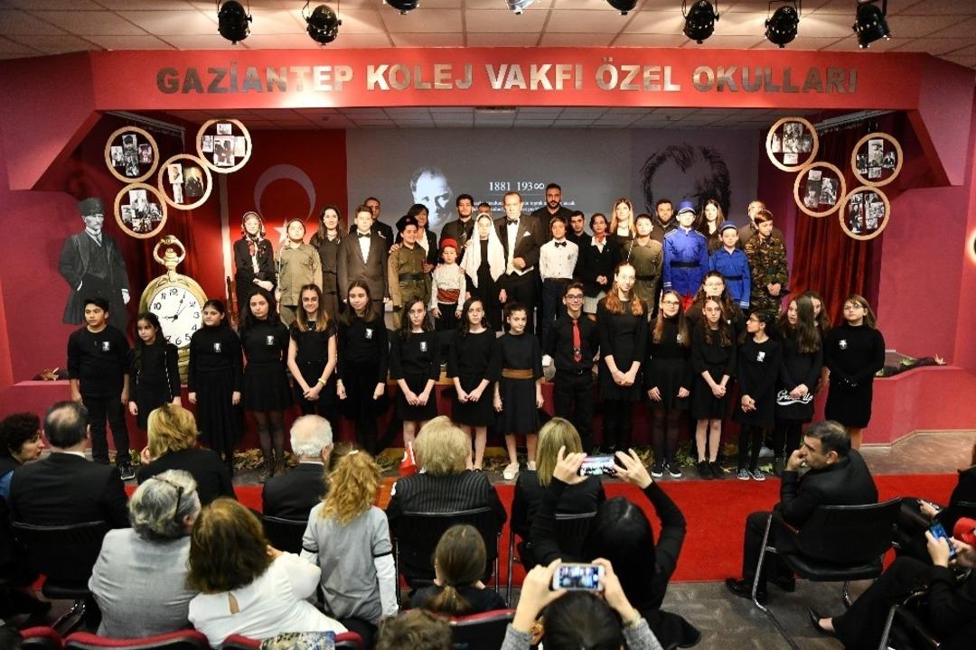 GKV&rsquo;li &ouml;ğrenciler Atat&uuml;rk&rsquo;&uuml;n anıları canlandırdı