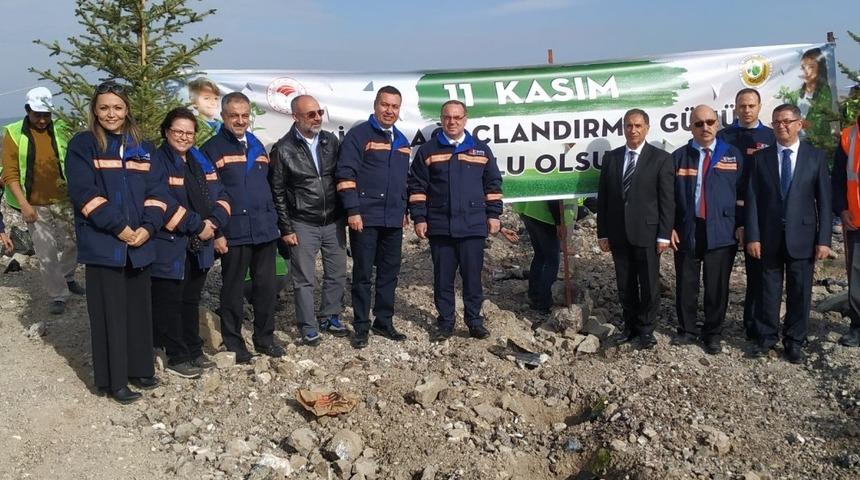 K&uuml;maş &ccedil;alışanlarından 5 bin fidan