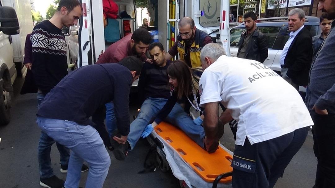 15 yaşındaki &ccedil;ocuğun kullandığı elektrikli motosiklet yayaya &ccedil;arptı