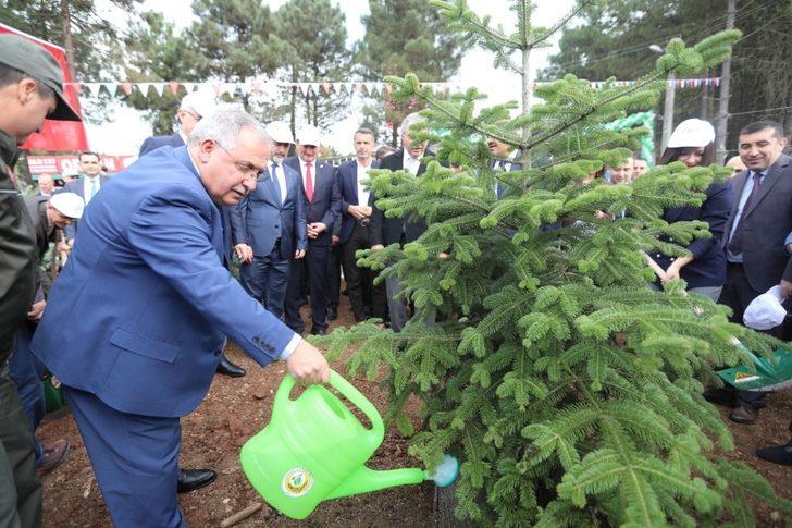 Sakarya’da 87 bin fidan toprakla buluştu G5