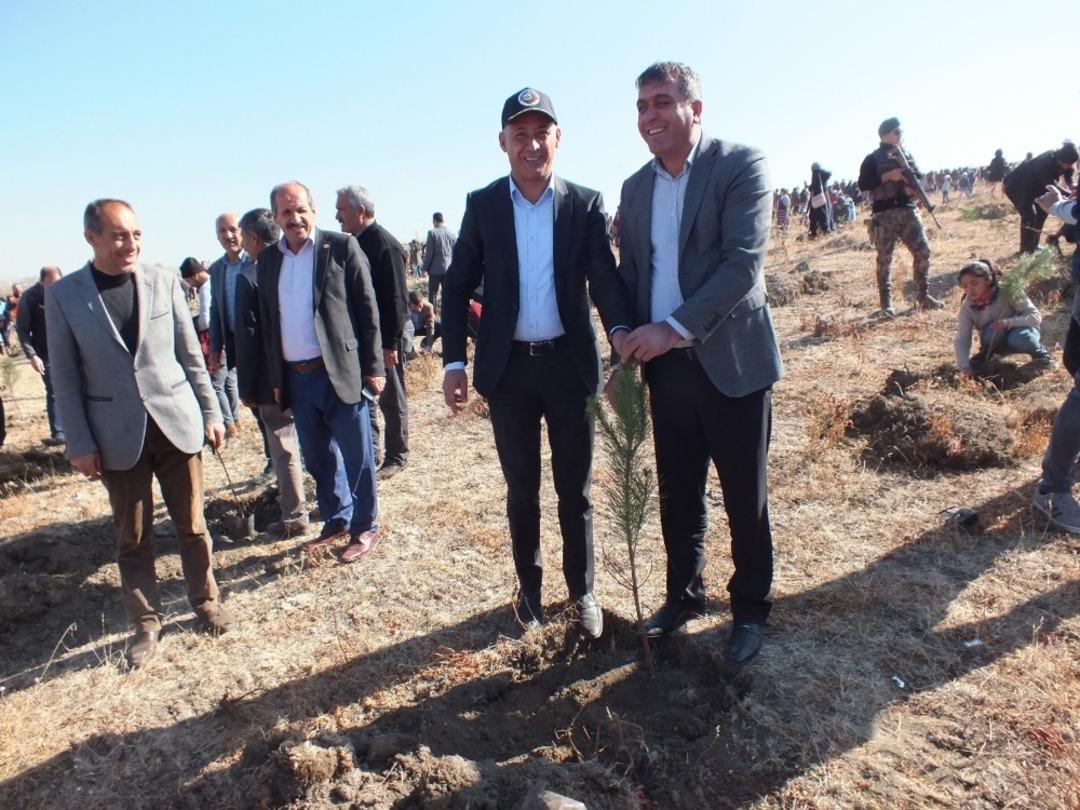 Malazgirt&rsquo;te 1071 fidan dikildi