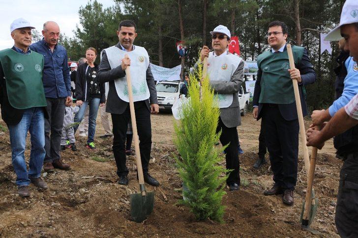 Kusadası’ndan geleceğe nedes için 9 bin fidan G3